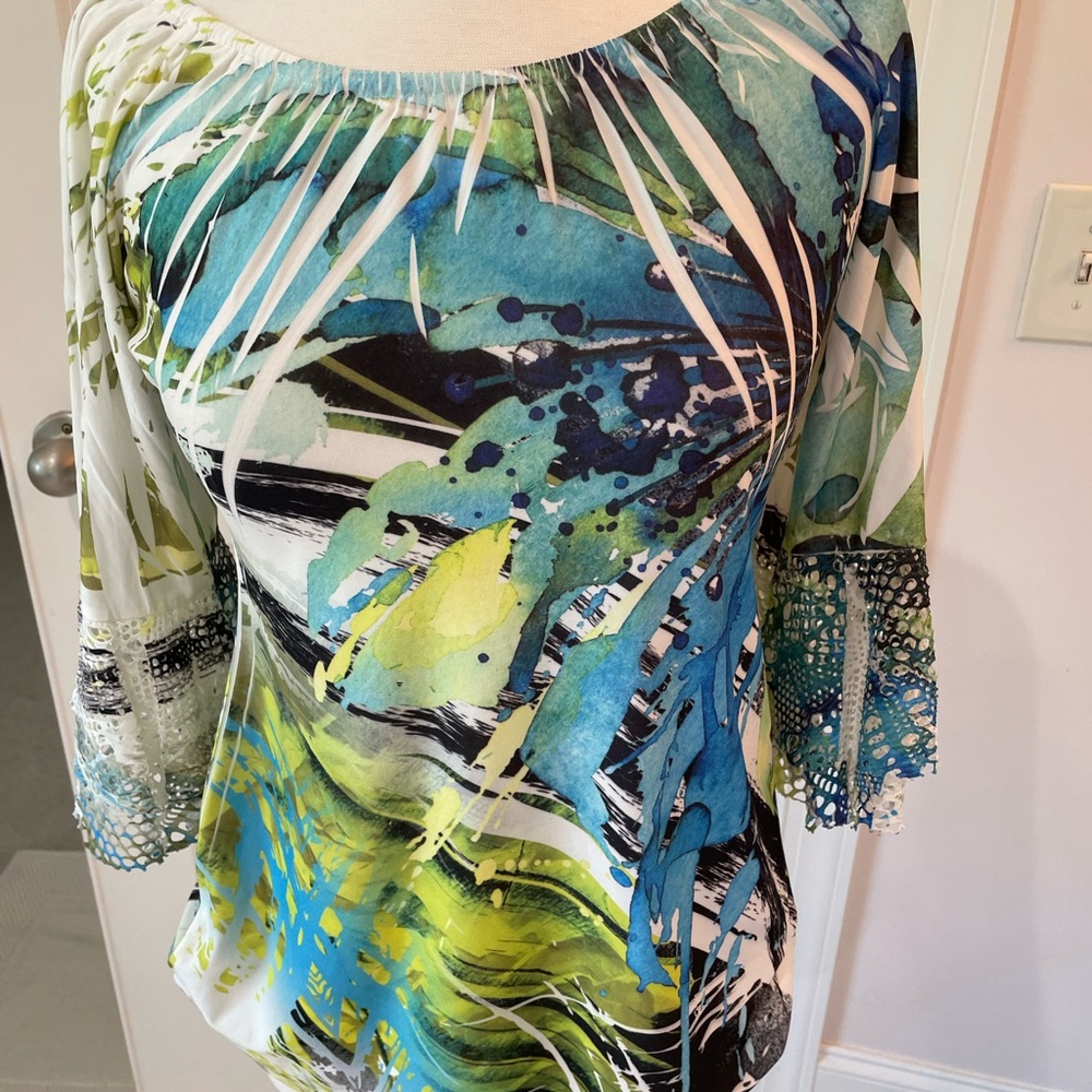 Jersey silk multi color shirt 3/4 sleeve with princess neckline loose fitting